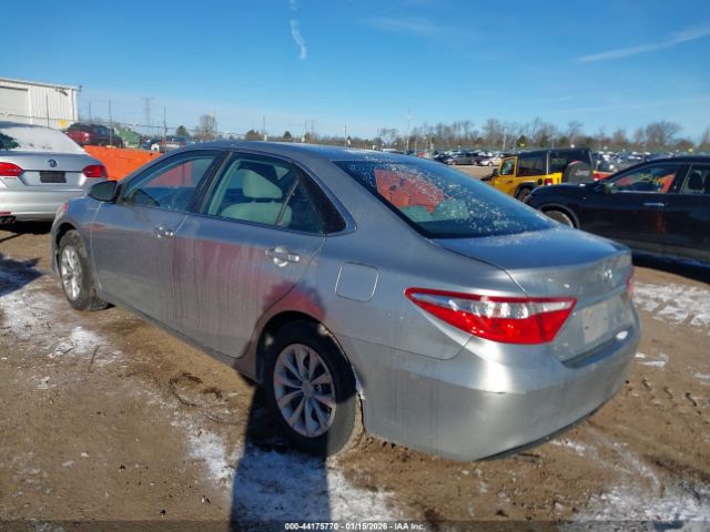 2015 TOYOTA CAMRY HYBRID 4T1BD1FK4FU153599 Photo 2