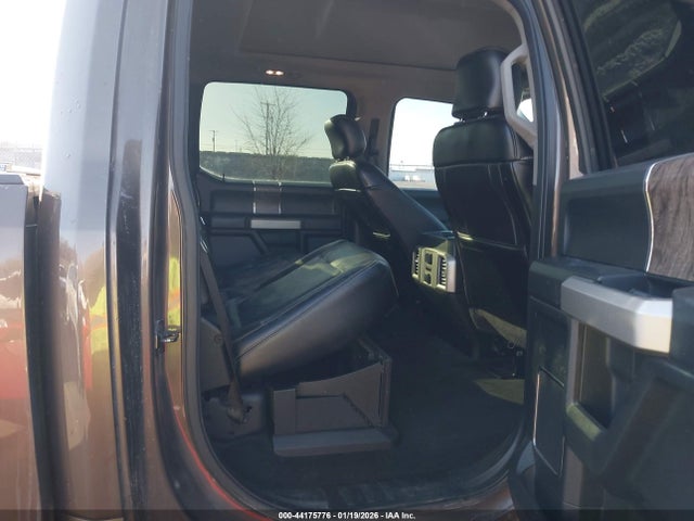 1FT7W2BT8HEB18523 Ford F-250 Lariat