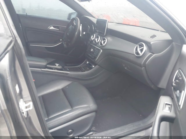 Mercedes-Benz CLA 250 2015 WDDSJ4EB3FN225442 Image 5