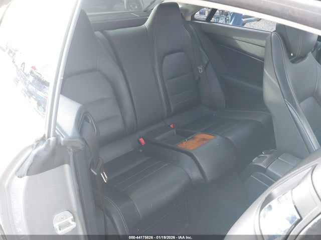 44175826 :رقم المزاد ، WDDKJ5GB5AF002695 vin ، 2010 Mercedes-benz E 350 مزاد بيع