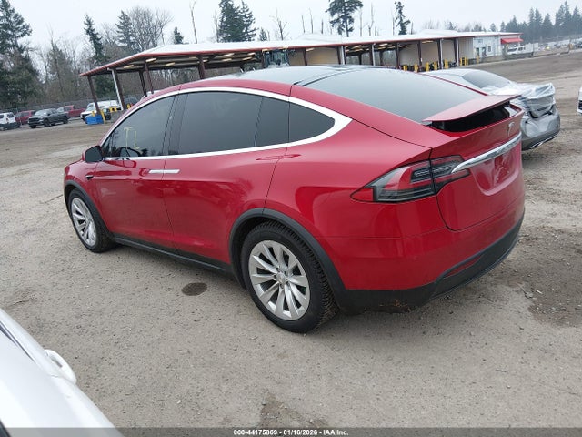 2020 TESLA MODEL X 5YJXCBE21LF272347 Photo 2