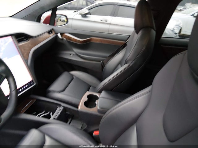 2020 TESLA MODEL X 5YJXCBE21LF272347 Photo 4