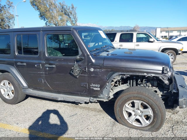 1C4HJXDN5LW233730 Jeep Wrangler Unlimited Sport S 4x4