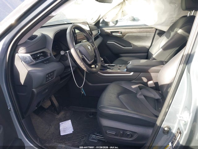 2024 TOYOTA HIGHLANDER 5TDKDRAH3RS548512 Photo 4