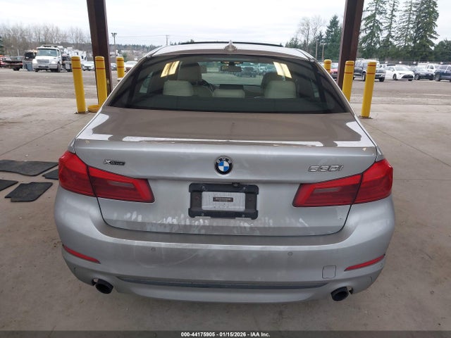WBAJA7C32HG904061 BMW 530i Xdrive