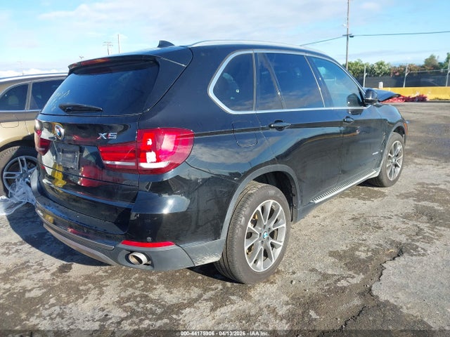 2015 BMW X5 5UXKS4C56F0N06232 Photo 3