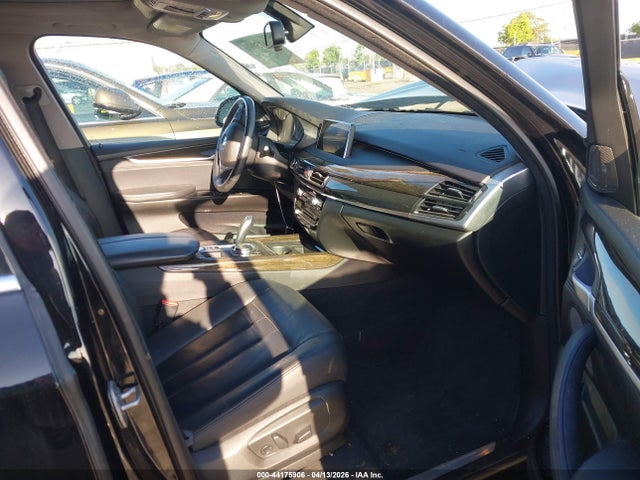 2015 BMW X5 5UXKS4C56F0N06232 Photo 4
