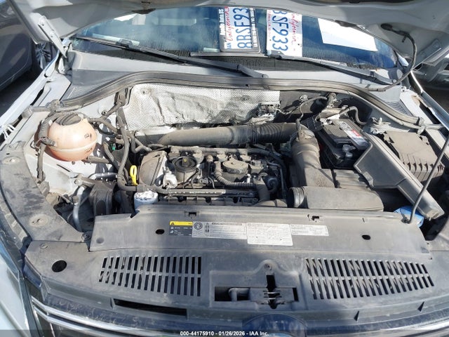 WVGAV7AX0GW585322 Volkswagen TIGUAN S