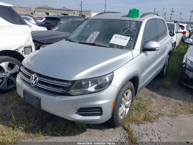 WVGAV7AX0GW585322 Volkswagen TIGUAN S