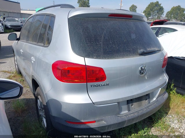 WVGAV7AX0GW585322 Volkswagen TIGUAN S