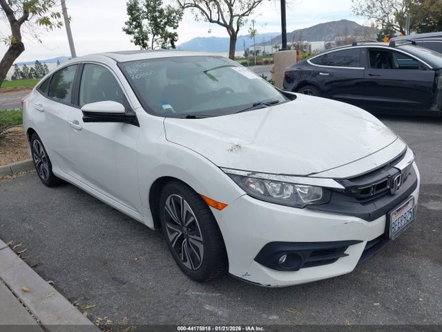 Honda Civic Ex-t 2018 JHMFC1F30JX009247 main image