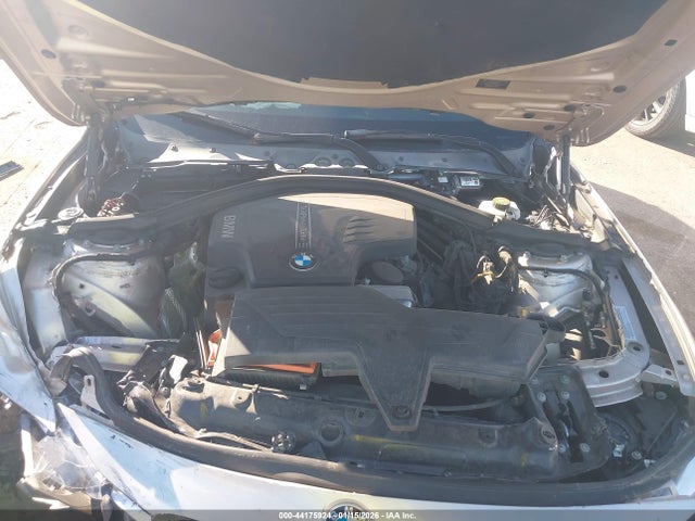 Продаж на аукціоні авто 2015 Bmw 320i, vin: WBA3B1G55FNT05520, номер лоту: 44175924