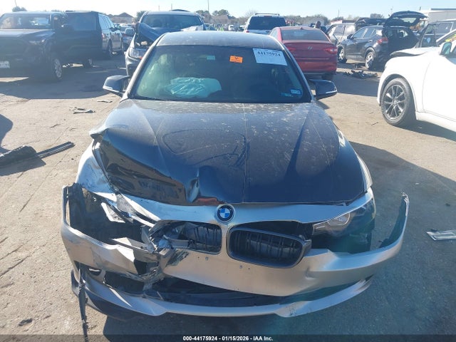 Продаж на аукціоні авто 2015 Bmw 320i, vin: WBA3B1G55FNT05520, номер лоту: 44175924