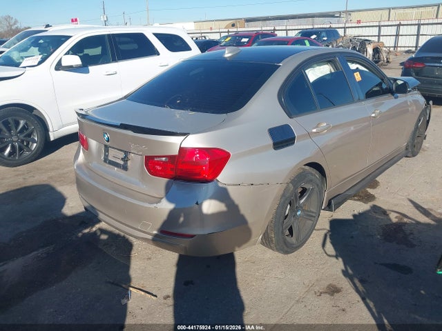 Продаж на аукціоні авто 2015 Bmw 320i, vin: WBA3B1G55FNT05520, номер лоту: 44175924