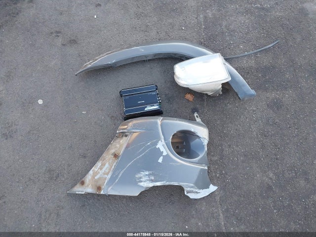44175948 :رقم المزاد ، 5TBET34114S449748 vin ، 2004 Toyota Tundra Sr5 V8 مزاد بيع