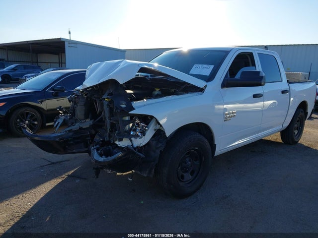 1C6RR6KG9MS549322 RAM 1500 Classic Tradesman 4x2 5&#039;7 Box