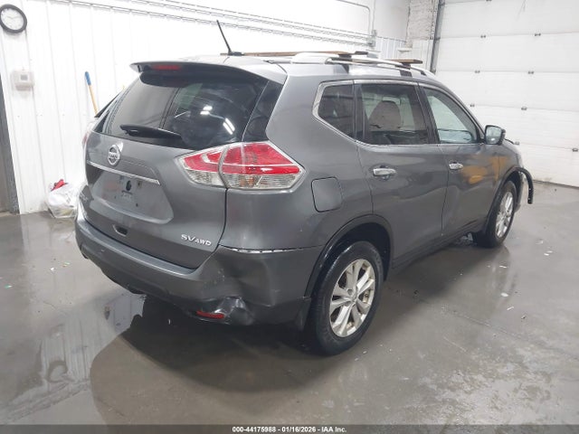 KNMAT2MV6FP577094 Nissan ROGUE SV