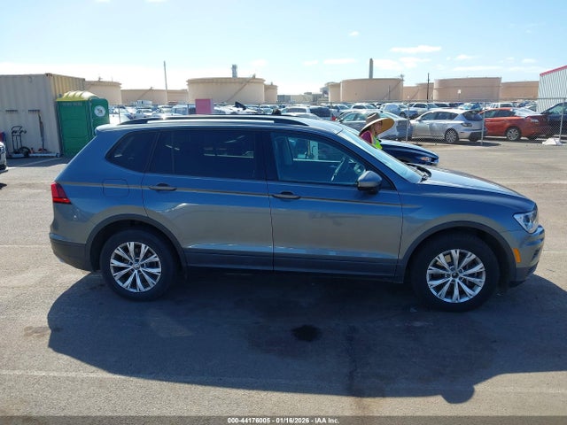 Volkswagen Tiguan 2.0t S 2019 3VV1B7AX7KM117675 Image 13
