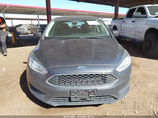 1FADP3K27JL284567 Ford FOCUS SE