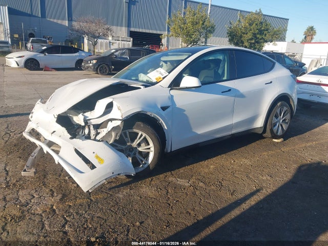 2022 TESLA MODEL Y 7SAYGDEE5NF487380 Photo 1