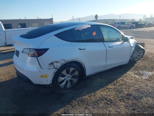 2022 TESLA MODEL Y 7SAYGDEE5NF487380 Photo 3