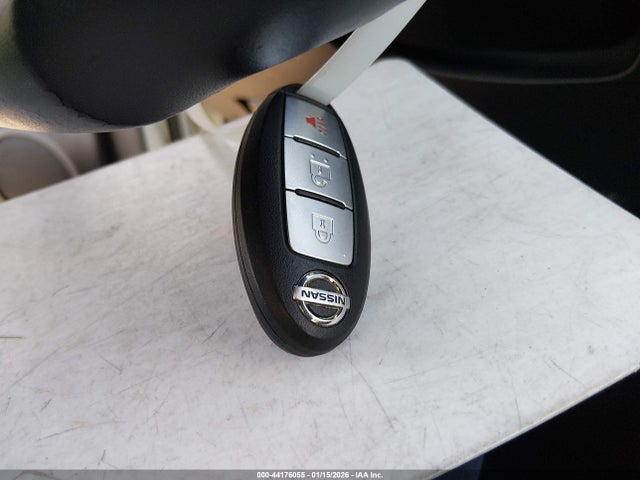 KNMAT2MT3GP720681 Nissan ROGUE SV