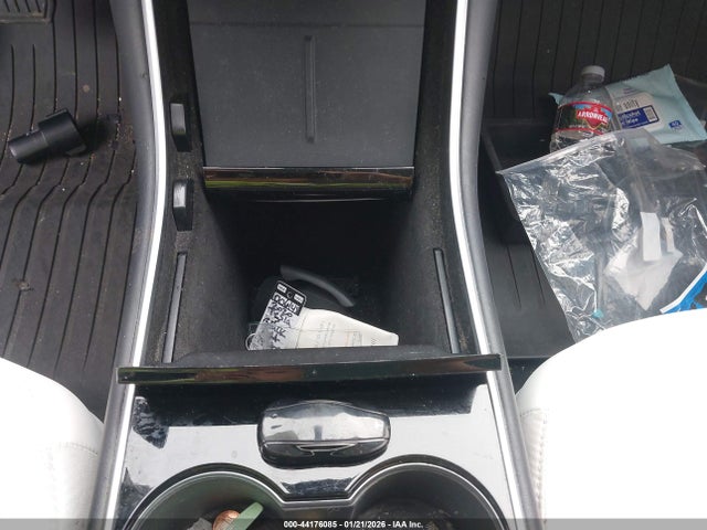 2020 TESLA MODEL 3 5YJ3E1EA3LF743909 Photo 10