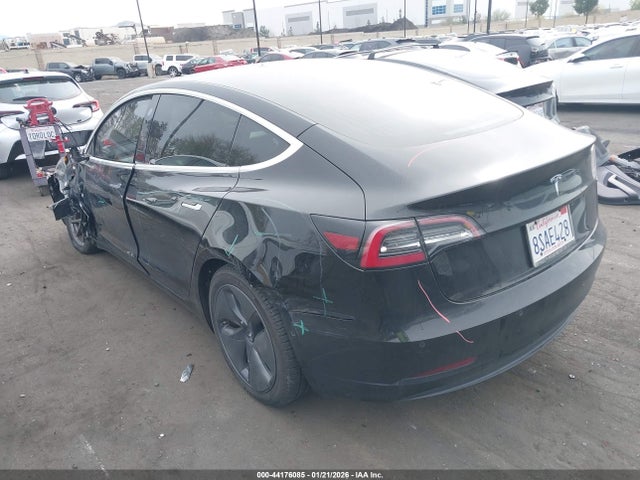 2020 TESLA MODEL 3 5YJ3E1EA3LF743909 Photo 2