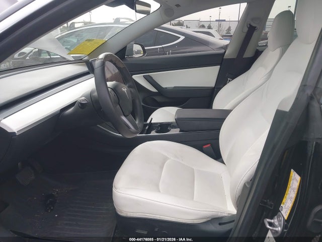 2020 TESLA MODEL 3 5YJ3E1EA3LF743909 Photo 4