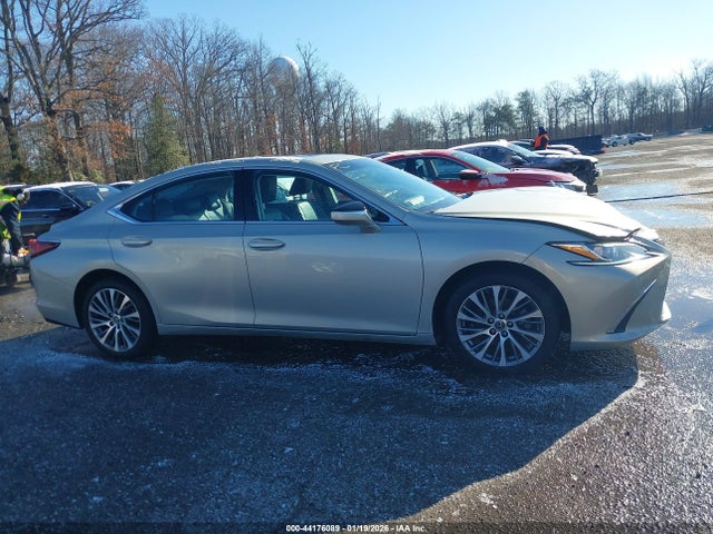 44176089 :رقم المزاد ، 58ADZ1B17LU066954 vin ، 2020 Lexus Es 350 مزاد بيع