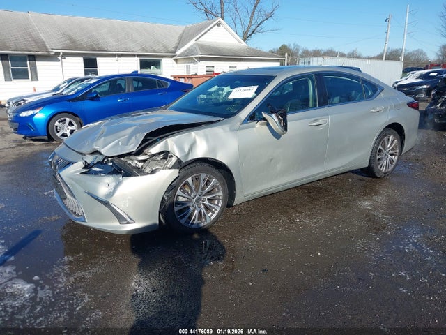 44176089 :رقم المزاد ، 58ADZ1B17LU066954 vin ، 2020 Lexus Es 350 مزاد بيع