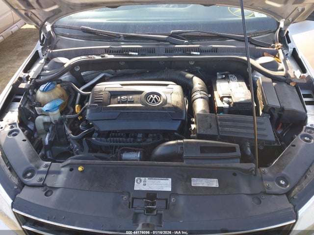 3VWD17AJ0FM285428 Volkswagen Jetta 1.8t Se