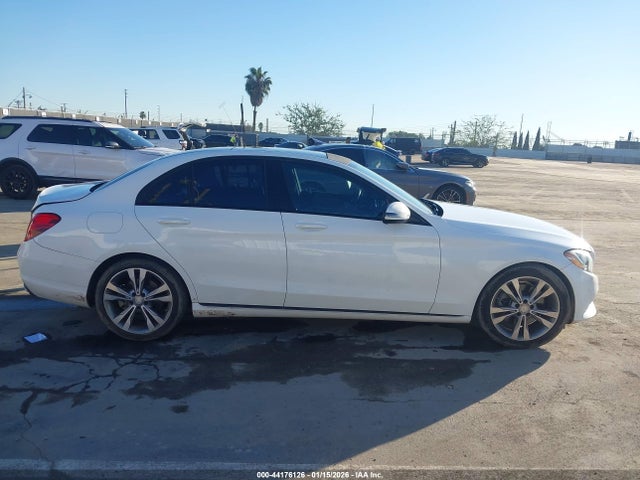 55SWF4JB1HU179161 Mercedes-Benz C 300
