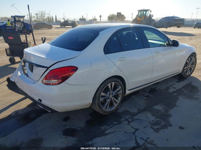 55SWF4JB1HU179161 Mercedes-Benz C 300