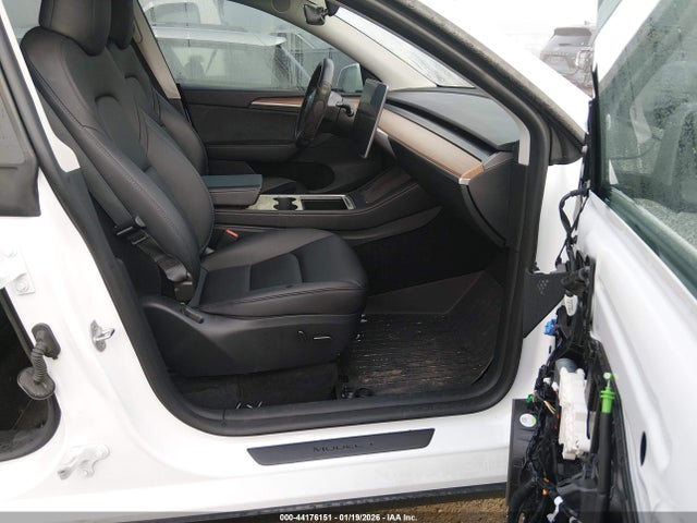 2023 TESLA MODEL Y 7SAYGDEE9PF898056 Photo 4