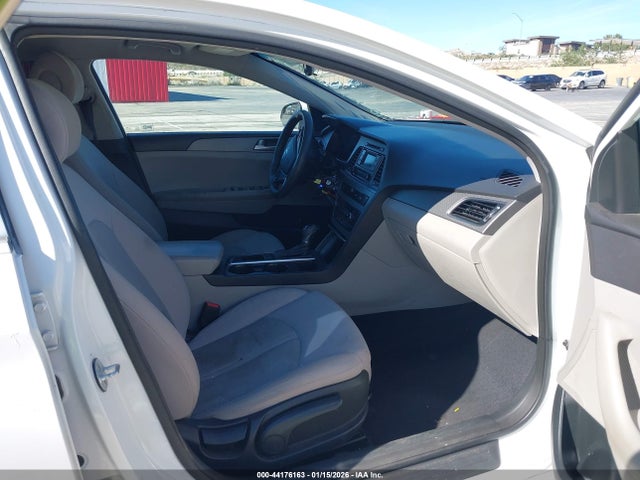 5NPE24AF9FH050630 Hyundai SONATA SE