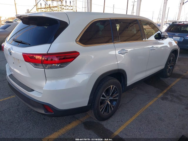 5TDZZRFH7KS339272 Toyota Highlander Le