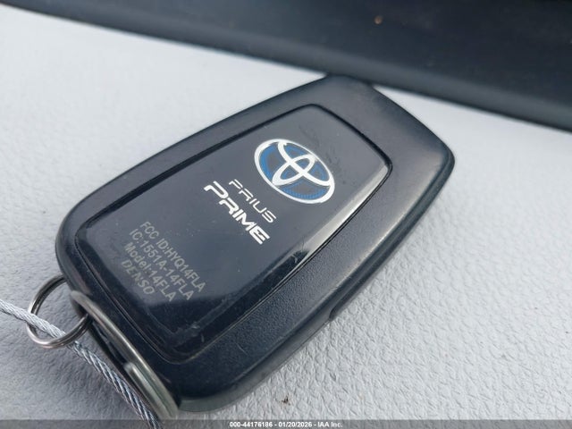 JTDKAMFPXM3194638 Toyota Prius Prime Xle