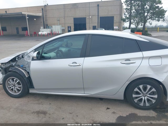 JTDKAMFPXM3194638 Toyota Prius Prime Xle