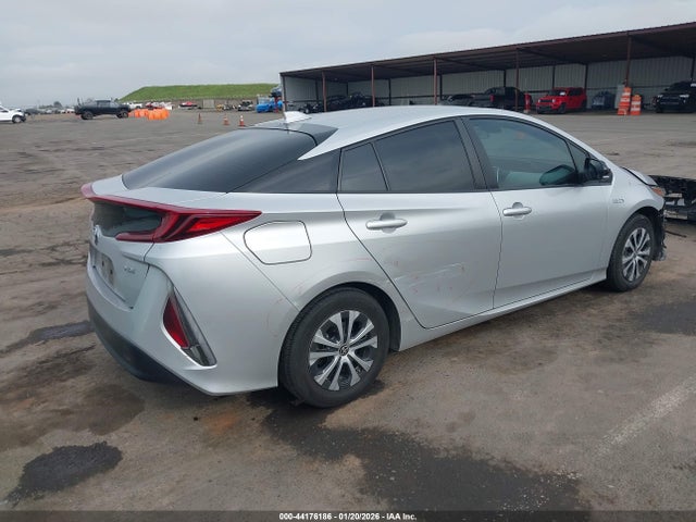 JTDKAMFPXM3194638 Toyota Prius Prime Xle