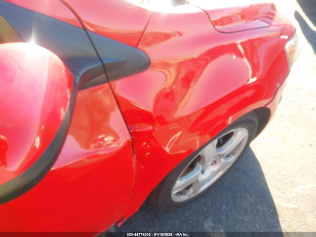 1G1JE6SB2F4192507 Chevrolet Sonic Ltz Auto