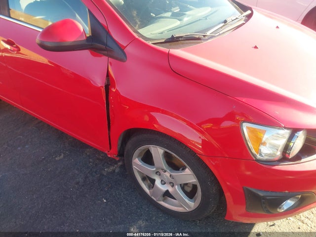 1G1JE6SB2F4192507 Chevrolet Sonic Ltz Auto