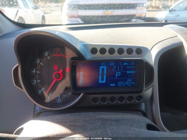 1G1JE6SB2F4192507 Chevrolet Sonic Ltz Auto