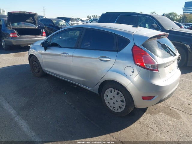Ford FIESTA S 2015 3FADP4TJ0FM200445 Image 3
