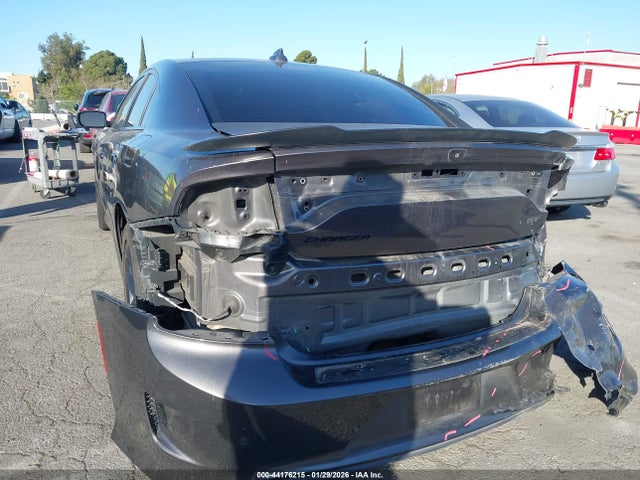 2C3CDXHG4MH640343 Dodge Charger Gt Rwd