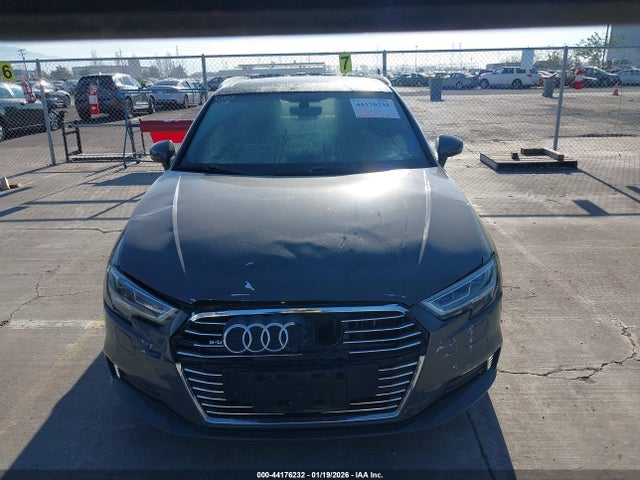 Audi A3 E-tron 1.4t Premium 2017 WAUTPBFF7HA135303 Image 12