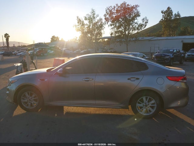 5XXGT4L32GG089324 KIA Optima Lx