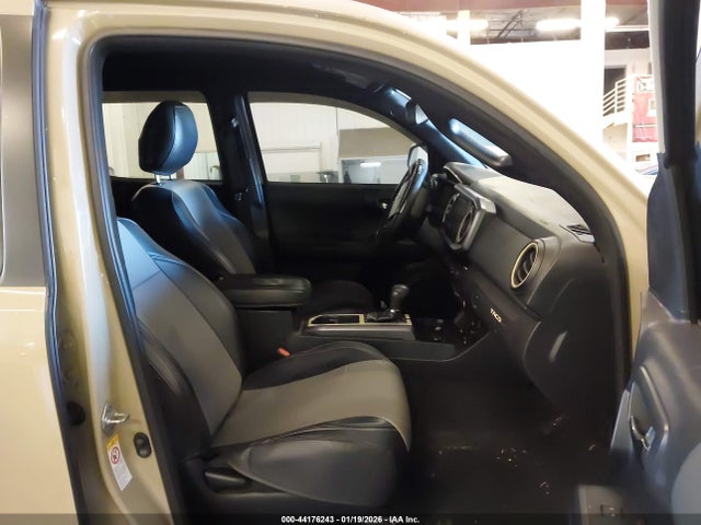 3TMDZ5BN0JM047301 Toyota Tacoma Trd Sport