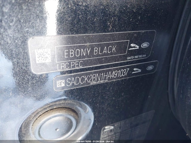 2017 JAGUAR F-PACE SADCK2BN1HA491037 Photo 8