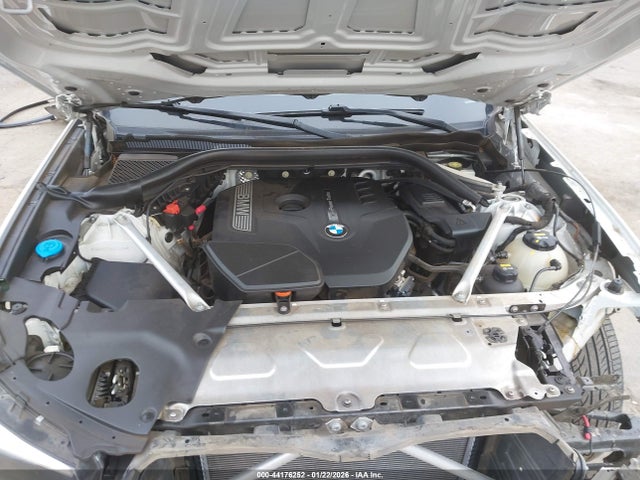 5UXTR7C5XKLF23788 BMW X3 Sdrive30i